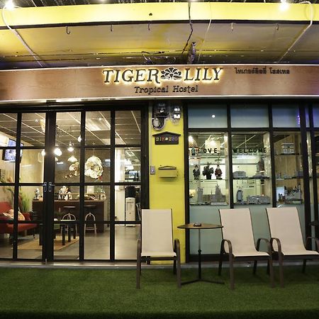 Tiger Lily Hostel Bangkok Dış mekan fotoğraf