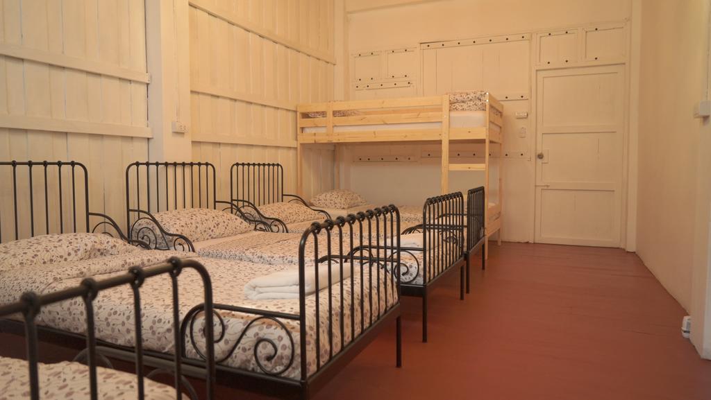 Tiger Lily Hostel Bangkok Oda fotoğraf