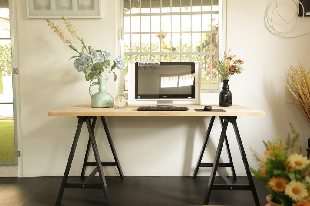 Tiger Lily Hostel Bangkok Dış mekan fotoğraf