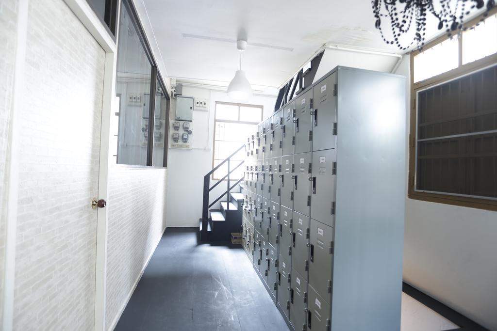 Tiger Lily Hostel Bangkok Oda fotoğraf